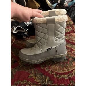 womens Outdoor Magellan Show Boots Size‎ 7  Water Proof